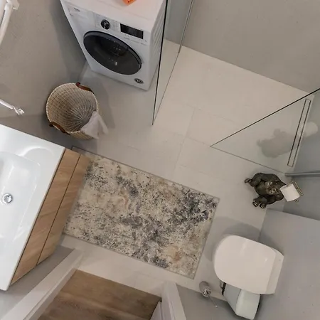 Apartment Muse - Cozy In Center *